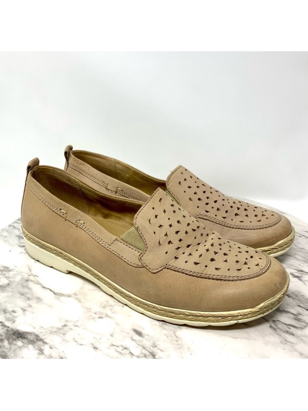 Lasocki Perforated Tan Leather Comfort Loafers 37 Coastal Classic Euro Summer